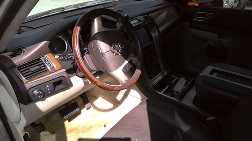 2010 Cadillac Escesv