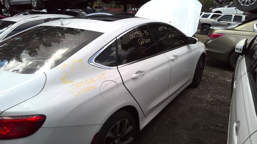 2015 Chrysler 200