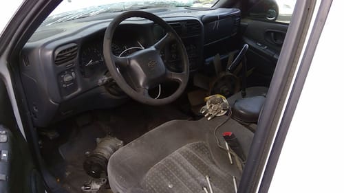 2002 GMC S10s15