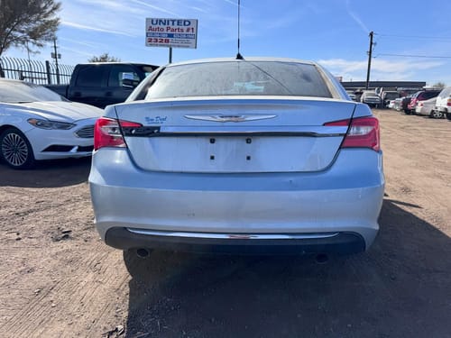 2012 Chrysler 200