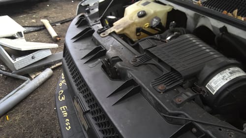 2003 GMC Expr15