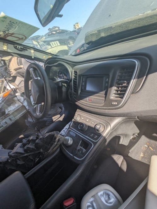 2015 Chrysler 200