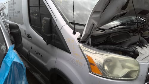 2016 Ford Tra250