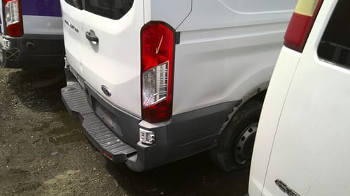 2015 Ford Tra250