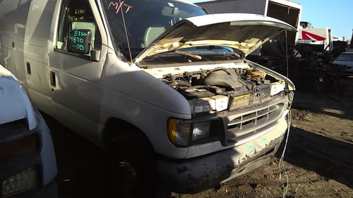2000 Ford E-250