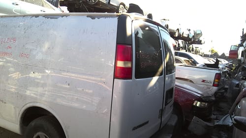 2006 GMC Expr15