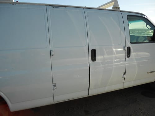 2004 GMC Expr35