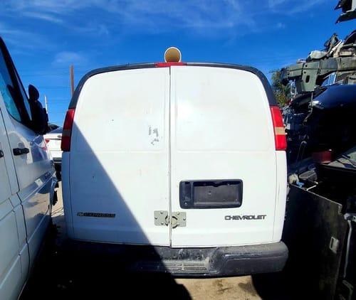 2006 GMC Expr35