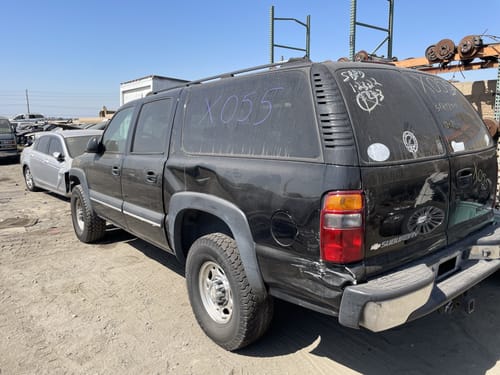 2003 GMC Sub250