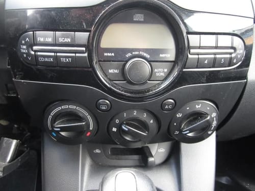 2012 Mazda Mazda2