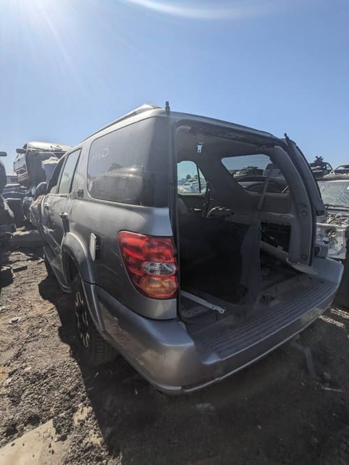 2003 Toyota Sequoia