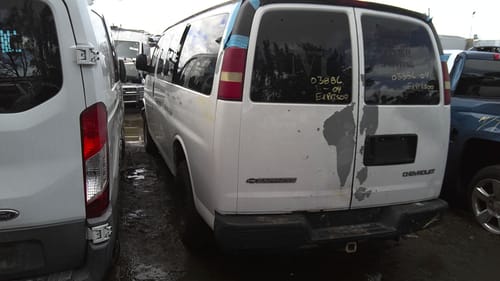 2004 GMC Expr25