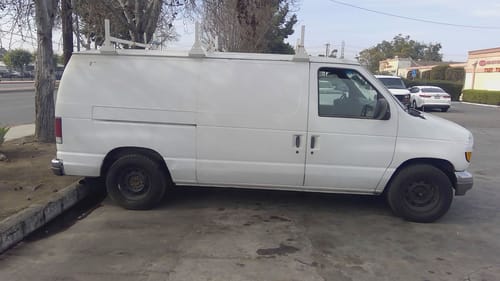 1996 Ford E-150