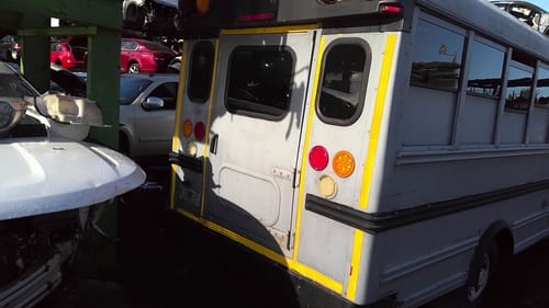 2009 GMC Expr35