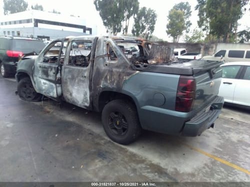 2008 GMC Aval15