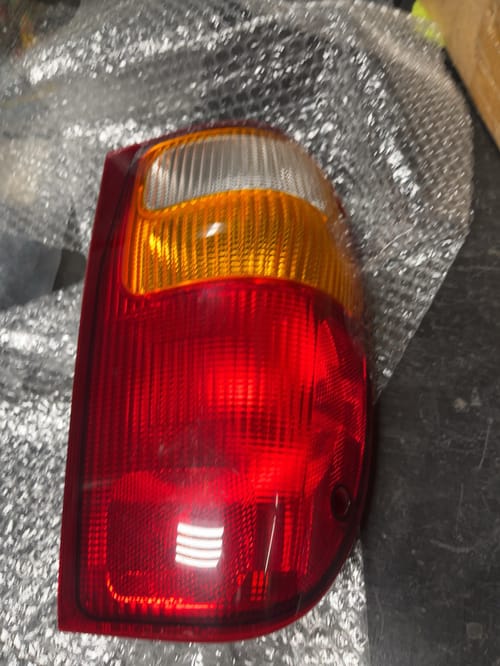 2002 Mazda B2300