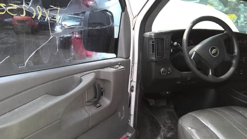 2014 GMC Expr25