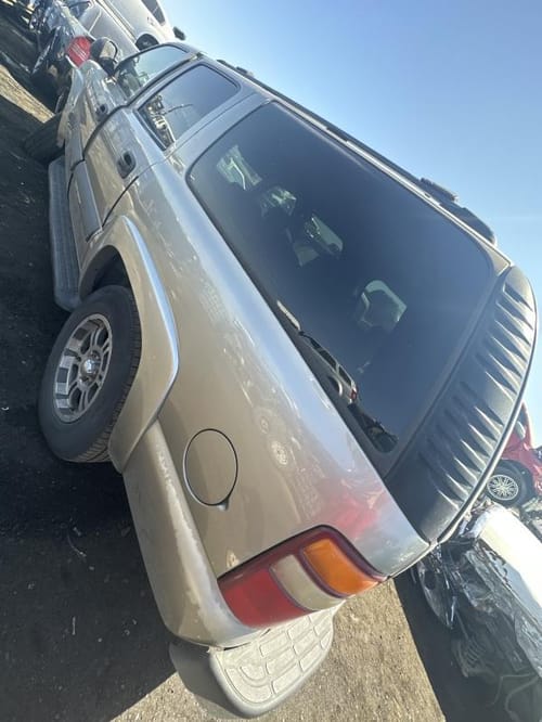 2003 GMC Sub150