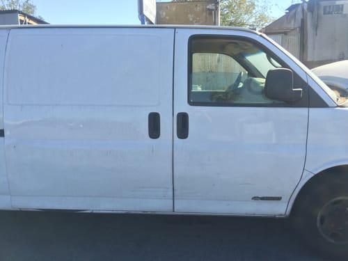 2008 GMC Expr35