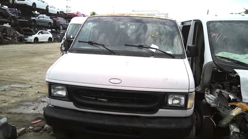 2001 Ford E-250