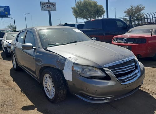 2013 Chrysler 200