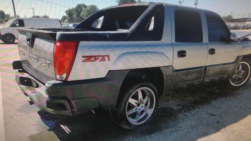 2002 GMC Aval15