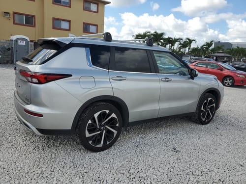 2024 Mitsubishi Outlander