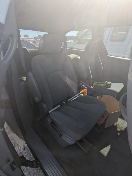 2004 Dodge Caravan