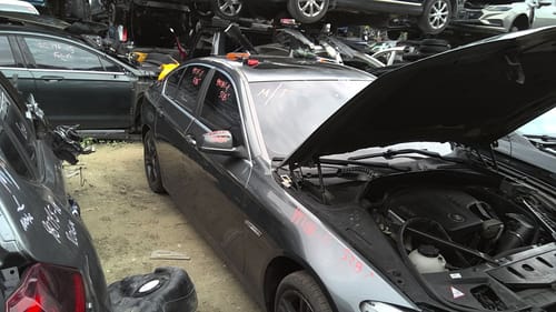 2011 BMW B528i