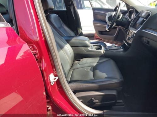 2019 Chrysler 300