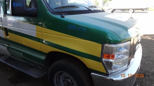 2012 Ford E-350
