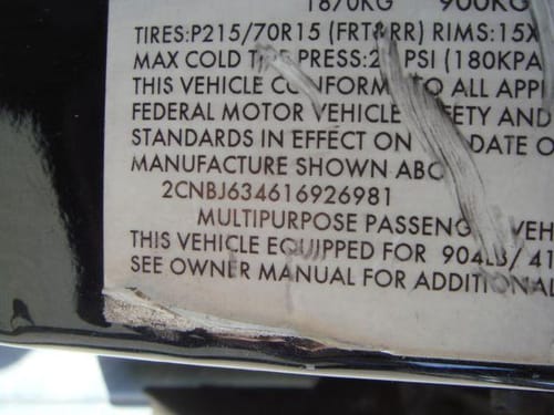 2001 Chevrolet Tracker