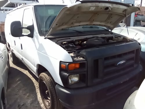 2013 Ford E-150
