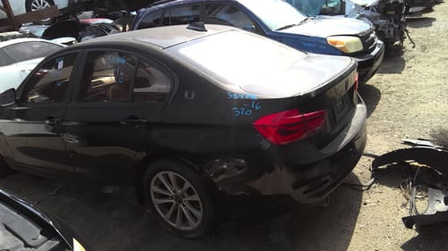 2016 BMW 320i