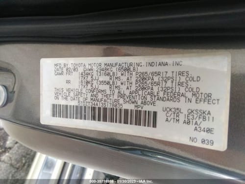2003 Toyota Sequoia