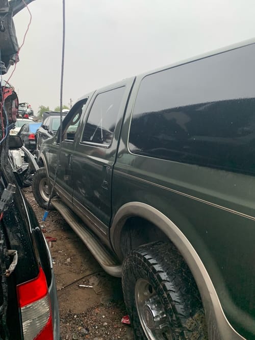 2004 Ford Excursion