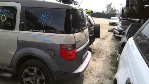 2005 Honda Element