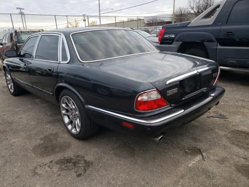 2003 Jaguar Xj8