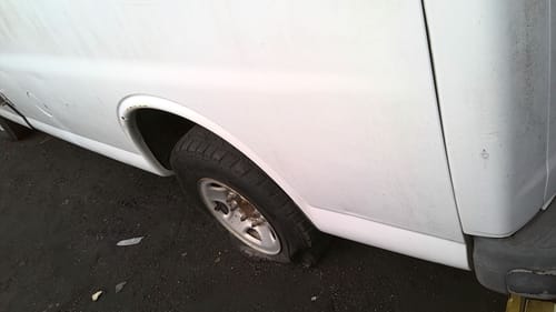 2003 GMC Expr25