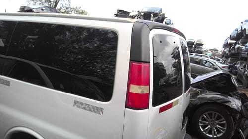 2003 GMC Expr15
