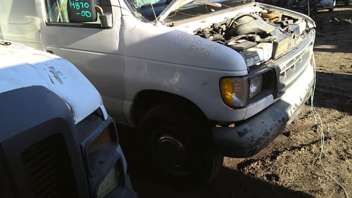 2000 Ford E-250