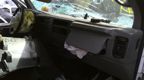 2004 GMC Expr15
