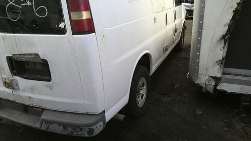 2003 GMC Expr25