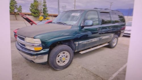 2001 GMC Sub250