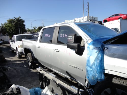 2022 GMC Silv25