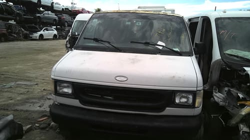 2001 Ford E-250