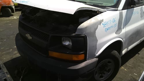 2006 GMC Expr35