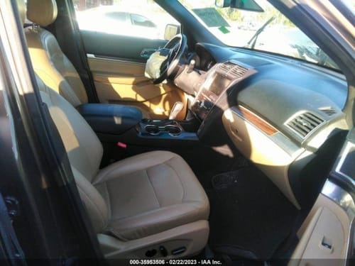 2016 Ford Explorer