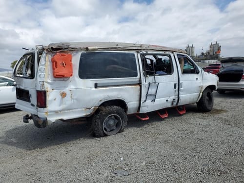 2003 Ford E-350