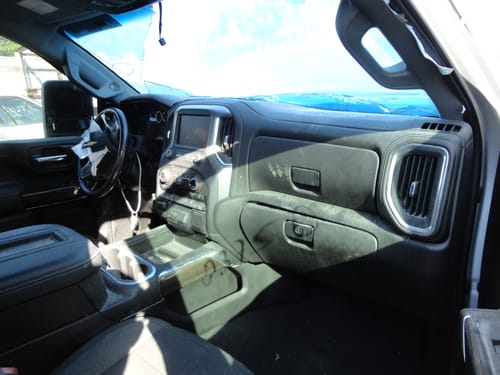 2022 GMC Silv25